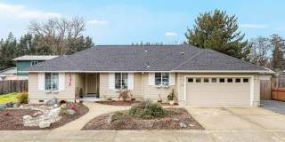 3BED2BATH - NEWLY REMODELED, 2CAR GARAGE, LARGE FENCED YARD, WASHER/DRYER Gallery 1