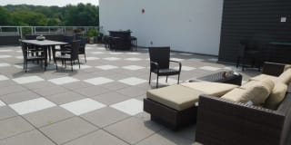 2500 Rimrock Gallery 11