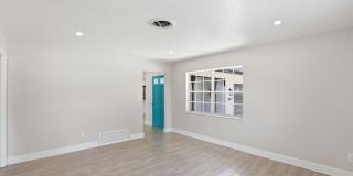 Remodeled SODO Home Available Now Gallery 16