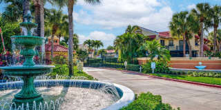 500 Uno Lago Drive Gallery 62