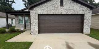 208 Bradford Circle Gallery 1