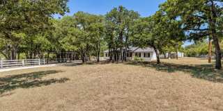 Country living in this updated 4 bedroom/1.5 bath modern farmhouse Gallery 1