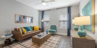 Peninsula at Buckhead Gallery 29