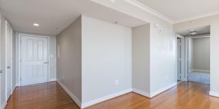 414 WATER Street Gallery 26