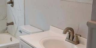 1046 W Star Gallery 7