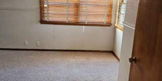 Spacious cozy 3 Bed Home! New Carpets!! Gallery 15