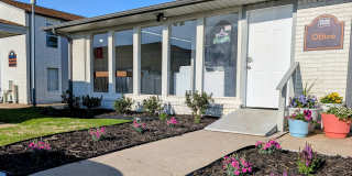 Ramsey Square Gallery 1