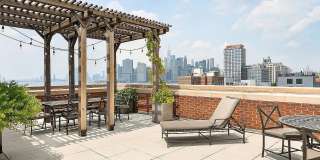 110 Warren St Apt F555 Gallery 1