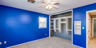 Lovely, Updated Derby Home Gallery 6