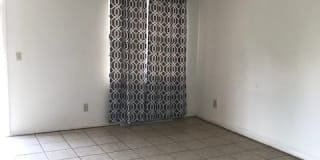 509 N. Lanier Ave Gallery 1