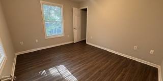 1142 Windsor Street SW Gallery 12