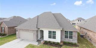 3136 Crest Ln Gallery 1