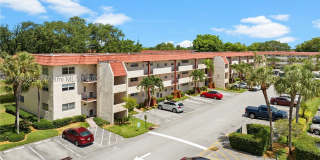 711 S Hollybrook Dr Gallery 2