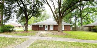 Spacious 4 Bedroom Home with Bonus Room in O'Neal Place Gallery 1