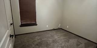 48 NE Creekside Dr Gallery 12