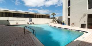 2100 OCEAN Drive Gallery 42