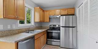 Maple Grove Court Gallery 24