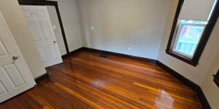 Painted First Floor 3 Bd 1 Bath Available For Rent Now! Gallery 8