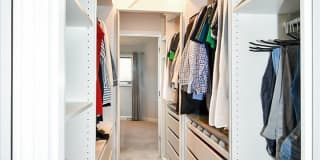 17323 Lakebrook Drive Gallery 16