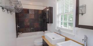 1207 Pine Avenue Gallery 37