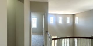 Beautiful Winchester 4-Bedroom Home! Beautiful Winchester 4-Bedroom Home! Gallery 15