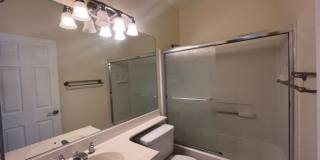 Beautiful two bedroom, two bath Condo In Long Beach Gallery 10