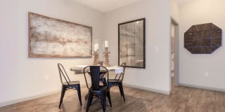 The Lodges on English Station Gallery 34