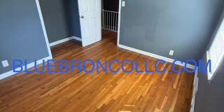 Newly remodeled! Fresh paint and beautiful hardwood floors Gallery 7