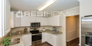 2592 Fairview Boulevard Gallery 3