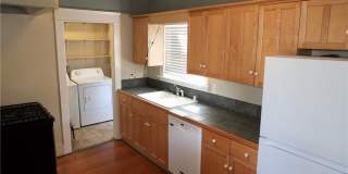 3620 E 6th Street Gallery 16