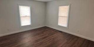 401 Holmes Street Gallery 1