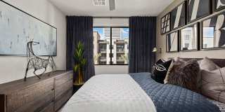 Blume on Central Gallery 16