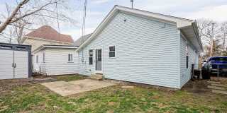 Lake Living at Its Finest in Keego Harbor! Lake Living at Its Finest in Keego Harbor! Gallery 24