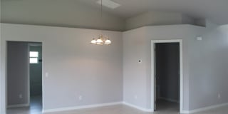 1327 SW 3rd Avenue Gallery 9