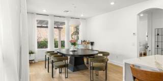 6 Sun Lily Lane Gallery 14