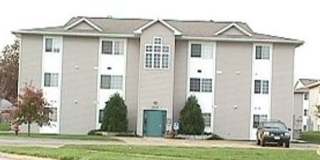 Available August 2026 - 2 Bedroom, 1 Bath Condo - Washer/Dryer in Unit !! Gallery 3