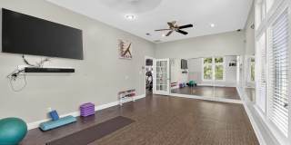 Brittany Commons Apartments Gallery 42