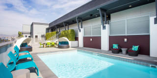 Living at NoHo Gallery 16