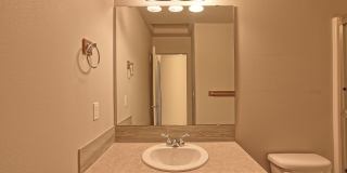 Spacious Townhome Near Silver Lake! Gallery 12