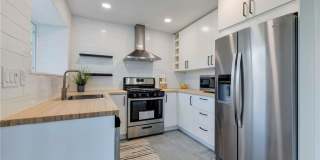 4602 Everest - Spacious 3-2.5 House near the Domain Gallery 8