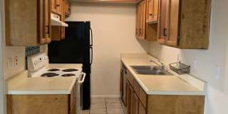 Wonderful 2 bedroom 1.5 bath unit in Chandler Gallery 3