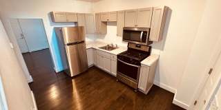 214 W Hope Ave, One Bedroom House 214 W Hope Ave, One Bedroom House Gallery 1