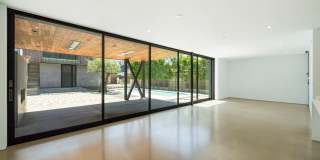 Zen House | Award-Winning Architectural Lease in Manhattan Beach Gallery 7