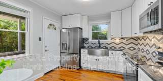 1638 Academy St Gallery 8