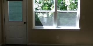 4 Bedroom 2 Bathroom House - Close to MSU Campus Gallery 18