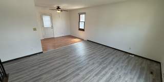 1403 Emerald Dr Gallery 2