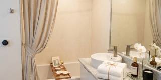 Gorgeous Historical property with new interiors Gallery 36