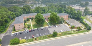 Woodlee Terrace Gallery 1