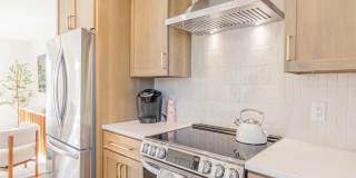 14550 South Ave Gallery 22