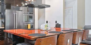 NOW AVAILABLE - Furnished Villa in Riverbend! Gallery 10